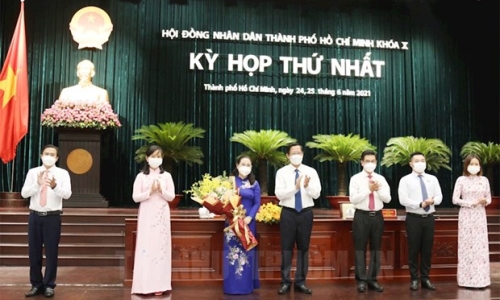 Bế mạc Kỳ họp thứ nhất Hội đồng Nhân dân Thành phố Hồ Chí Minh khóa X