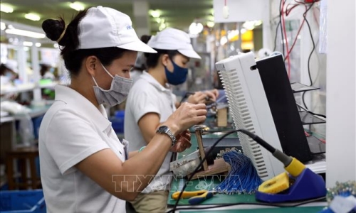 6 tháng, vốn thực hiện của các dự án FDI tăng 6,8%