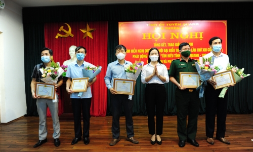 Tuyên Quang: Trao giải Cuộc thi “Tìm hiểu Nghị quyết Đại hội đại biểu toàn quốc lần thứ XIII của Đảng”