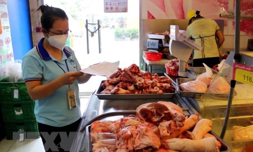 Thành phố Hồ Chí Minh gỡ rối combo "đi chợ hộ" cho người dân