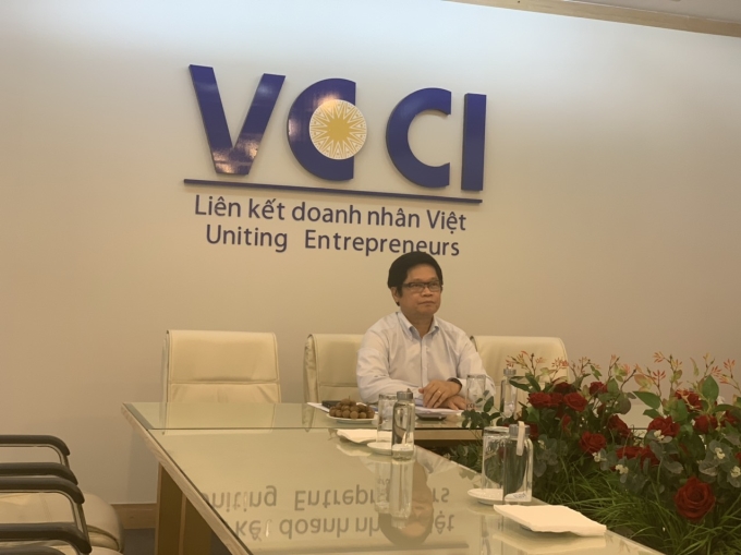 Ông Vũ Tiến Lộc, Chủ tịch Phòng Thương mại và Công nghiệp Việt Nam tham dự Hội thảo.