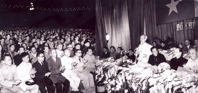 Chủ tịch Hồ Chí Minh phát biểu tại lễ kỷ niệm lần thứ 35 ngày thành lập Đảng Cộng sản Việt Nam, ngày 3/2/1965. (Ảnh tư liệu)