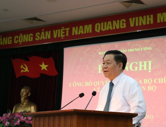 Đồng chí Nguyễn Trọng Nghĩa, Bí thư Trung ương Đảng, Trưởng ban Tuyên giáo Trung ương phát biểu tại Hội nghị. (Ảnh: TA)