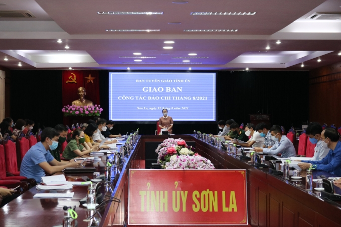 Giao ban công tác báo chí tháng 8 tỉnh Sơn La.