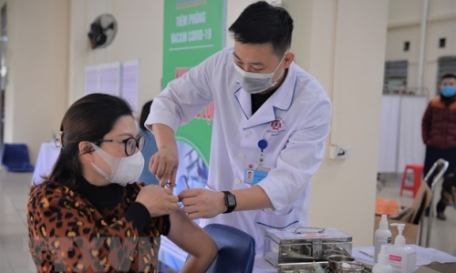 Dịch COVID-19: Quảng Ninh 'thần tốc' thực hiện chiến dịch tiêm vaccine