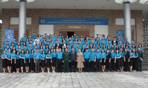 Tập huấn chuyên đề “Nâng cao năng lực triển khai công tác tuyên truyền, vận động của tổ chức Công đoàn Việt Nam năm 2022”