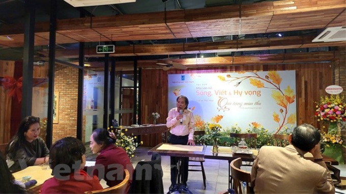 Chủ tịch Hội Nhà văn Việt Nam Nguyễn Quang Thiều phát biểu. (Ảnh: Vietnam+)