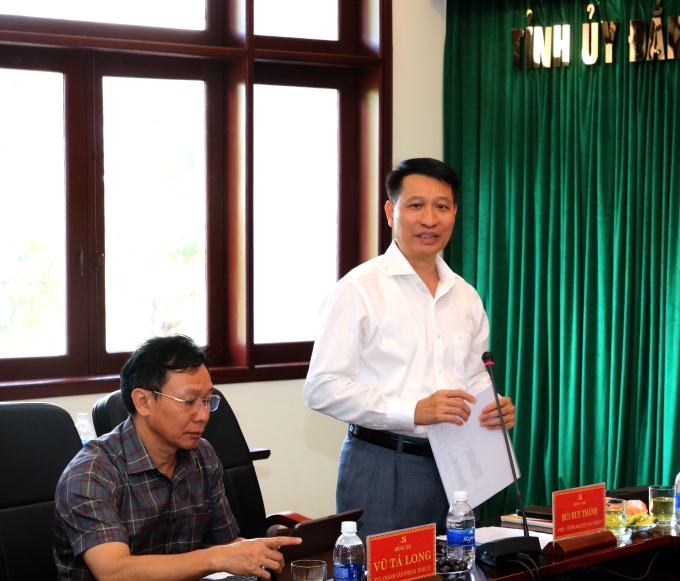 Đồng chí Bùi Huy Thành, Trưởng Ban Tuyên giáo Tỉnh ủy Đắk Nông đã báo cáo kết quả kết quả công tác xây dựng đảngtrên địa bàn tỉnh Đắk Nông.