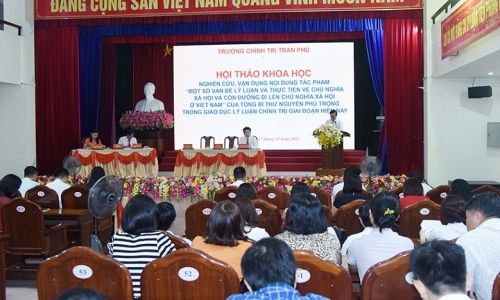 Hà Tĩnh: Nghiên cứu, vận dụng tác phẩm của Tổng Bí thư Nguyễn Phú Trọng trong giáo dục lý luận chính trị