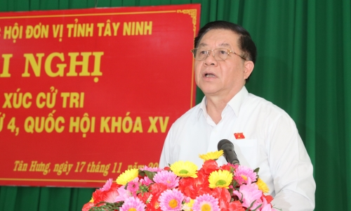 Trưởng ban Tuyên giáo Trung ương Nguyễn Trọng Nghĩa tiếp xúc cử   tri tại tỉnh Tây Ninh
