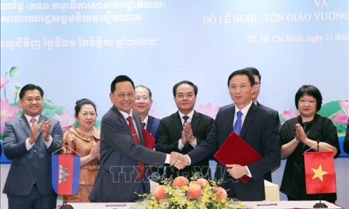 Việt Nam - Campuchia tăng cường hợp tác trong lĩnh vực tôn giáo