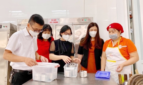 Lạng Sơn: Đảm bảo an toàn thực phẩm bếp ăn tập thể tại các trường học