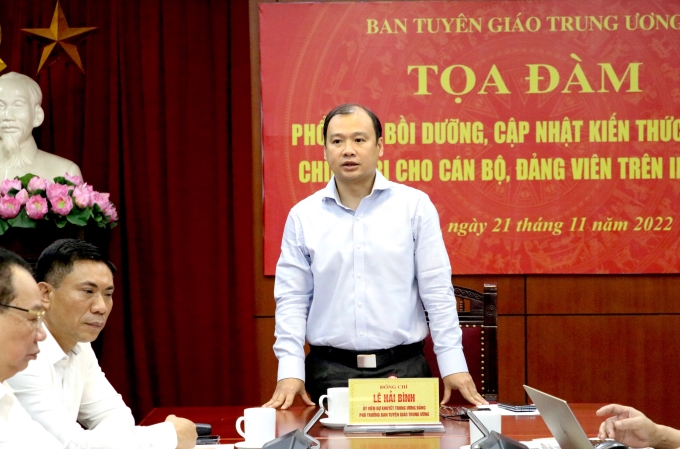 Đồng chí Lê Hải Bình, Uỷ viên dự khuyết Trung ương Đảng, Phó Trưởng ban Tuyên giáo Trung ương kết luận Toạ đàm. (Ảnh: TA)