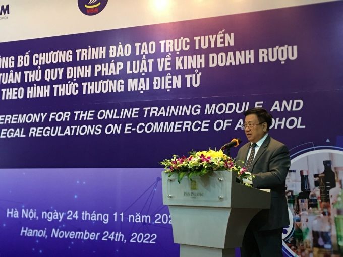 Ông Nguyễn Văn Việt - Chủ tịch VBA phát biểu tại khai mạc Hội nghị.