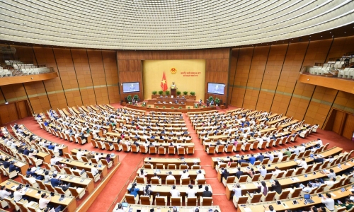 Ngày 7/11, Quốc hội thảo luận về 2 dự thảo Nghị quyết và 2 dự án Luật
