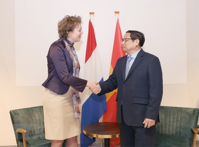 Thủ tướng Phạm Minh Chính gặp Chủ tịch Liên đoàn giới chủ Hà Lan Ingri Thijssen. (Ảnh: TTXVN)