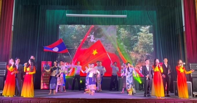 Một tiết mục văn nghệ tại Lễ phát động Cuộc thi “Tìm hiểu lịch sử quan hệ đặc biệt Việt Nam - Lào, Lào - Việt Nam” năm 2022, tổ chức ngày 13/6/2022 tại Học viện Ngoại giao Việt Nam.