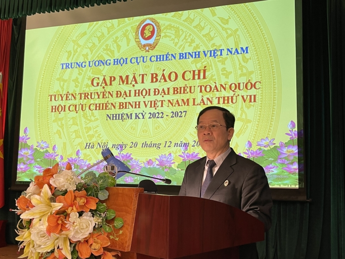 Trung tướng Khuất Việt Dũng - Phó Chủ tịch Hội Cựu Chiến binh Việt Nam thông báo thông tin về đại hội