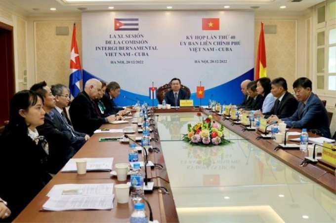 Đoàn đại biểu Việt Nam dự Kỳ họp lần thứ 40 Ủy ban liên Chính phủ Việt Nam-Cuba. (Nguồn: Báo Nhân dân)