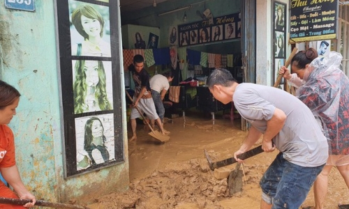 Thiệt hại nặng nề tại Thành phố Đà Nẵng sau trận ngập lịch sử