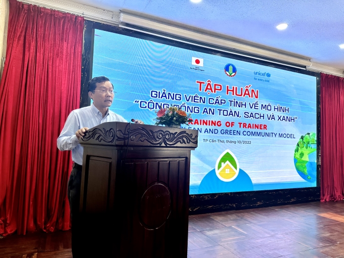 Đồng chí Nguyễn Văn Tiến, Phó Tổng cục trưởng Tổng cục PCTT - Phó Chánh VPTT Ban chỉ đạo Quốc gia về PCTT phát biểu tại buổi tập huấn.