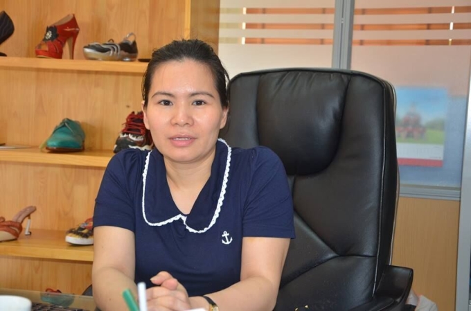 Bà Phan Thị Thanh Xuân - Tổng Thư ký Hiệp hội Da giày - Túi xách VN đánh giá về tình hình sụt giảm các đơn hàng xuất nhập khẩu những tháng cuối năm.