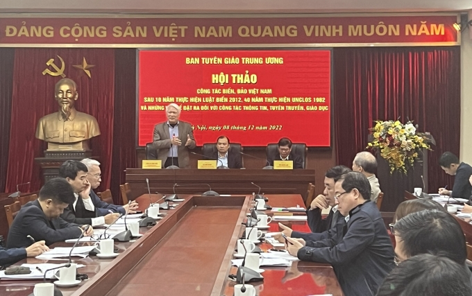 Đồng chí Nguyễn Chu Hồi phát biểu tại Hội thảo.