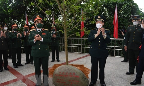 Giao lưu hữu nghị quốc phòng biên giới Việt Nam-Trung Quốc lần thứ 7