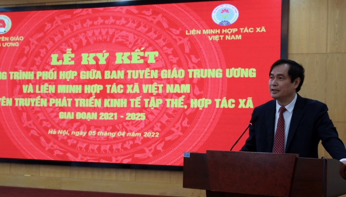 Quang cảnh buổi lễ.