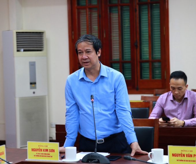 Bộ trưởng Bộ Giáo dục và Đào tạo Nguyễn Kim Sơn phát biểu tại hội nghị. (Ảnh: TA)