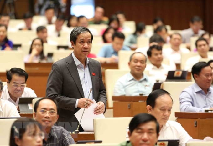 Bộ trưởng Bộ Giáo dục và Đào tạo Nguyễn Kim Sơn phát biểu ý kiến. (Ảnh: TTXVN)