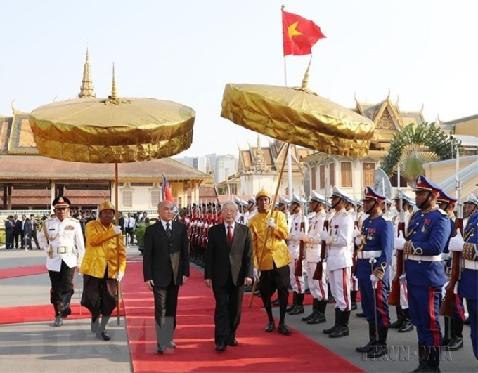 Quốc vương Campuchia Norodom Sihamoni chủ trì lễ đón Tổng Bí thư, Chủ tịch nước Nguyễn Phú Trọng thăm cấp Nhà nước Vương quốc Campuchia trong 2 ngày 25-26/2/2019. (Ảnh: Trí Dũng/TTXVN)