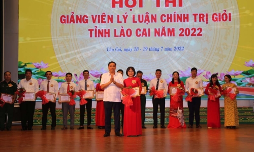 Lào Cai: Bế mạc Hội thi Giảng viên lý luận chính trị giỏi năm 2022