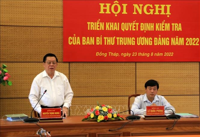 Đồng chí Nguyễn Trọng Nghĩa, Bí thư Trung ương Đảng, Trưởng Ban Tuyên giáo Trung ương phát biểu trong buổi làm việc. (Ảnh: TTXVN)