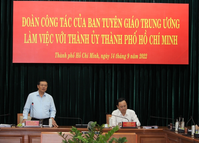 Đồng chí Lại Xuân Môn, Ủy viên Trung ương Đảng, Phó Trưởng ban Thường trực Ban Tuyên giáo Trung ương phát biểu kết luận buổi làm việc.
