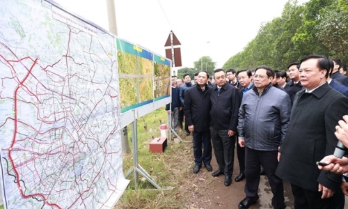 Thủ tướng kiểm tra dự án xây dựng đường vành đai 4 vùng Thủ đô Hà Nội