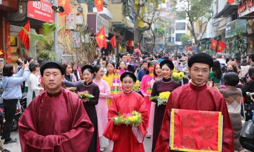 Thủ tướng Chính phủ chỉ đạo tăng cường phòng, chống dịch dịp Tết Nguyên đán và mùa lễ hội 2023