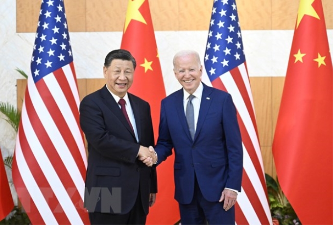 Chủ tịch Trung Quốc Tập Cận Bình và Tổng thống Mỹ Joe Biden trong cuộc gặp trước thềm Hội nghị Thượng đỉnh Nhóm các Nền Kinh tế Phát triển và Mới nổi Hàng đầu Thế giới (G20) ở Bali, Indonesia, ngày 14/11/2022. (Ảnh: THX/TTXVN)