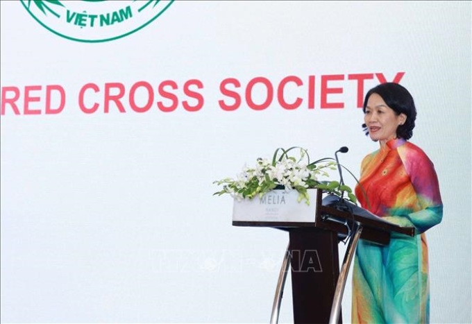 Chủ tịch Hội Chữ thập đỏ Việt Nam Bùi Thị Hòa phát biểu. (Ảnh: Thanh Tùng)