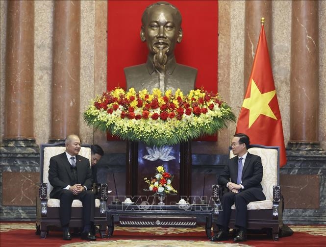 Chủ tịch nước Võ Văn Thưởng tiếp Phó Thủ tướng Lào Kikeo Khaykhamphithoune. Ảnh: Thống Nhất/TTXVN