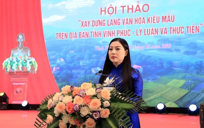 Bí thư Tỉnh ủy Hoàng Thị Thúy Lan phát biểu khai mạc Hội thảo.