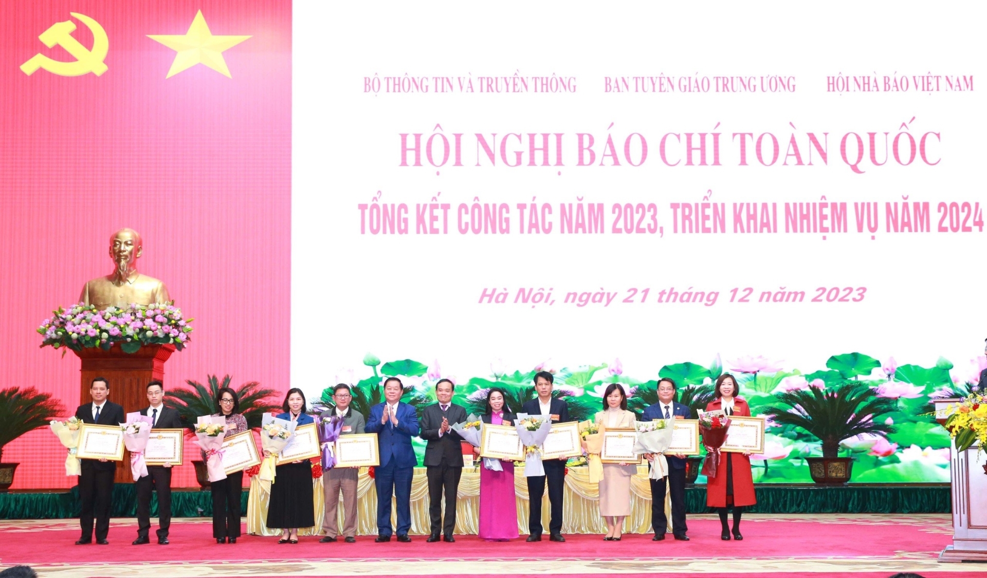 Ban Tuyên giáo Trung ương khen thưởng các cơ quan báo chí có thành tích xuất sắc trong thông tin, tuyên truyền thực hiện nhiệm vụ chính trị năm 2023.