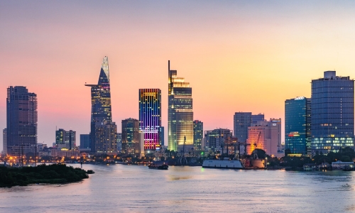 Xây dựng và phát triển Thành phố Hồ Chí Minh văn minh, hiện đại