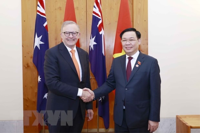 Chủ tịch Quốc hội Vương Đình Huệ hội kiến Thủ tướng Australia Anthony Albanese chiều 30/11/2022. (Ảnh: Doãn Tấn/TTXVN)