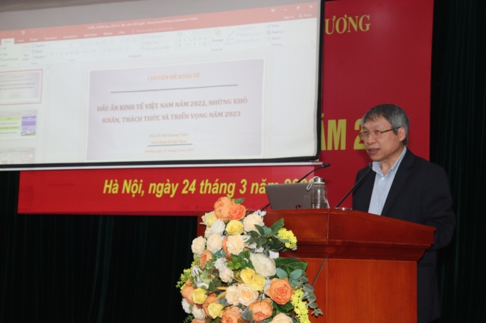 PGS, TS Bùi Quang Tuấn, Viện Kinh tế Việt Nam thông tin về “Những dấu ấn kinh tế Việt Nam năm 2022, khó khăn, thách thức và triển vọng năm 2023”.
