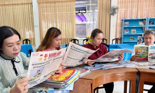 Tây Ninh triển khai tốt việc mua, đọc và làm theo báo, tạp chí của Đảng