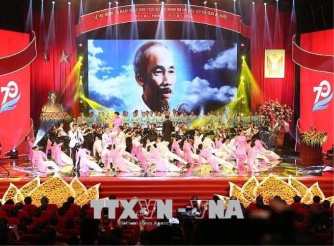 Lễ kỷ niệm 70 năm Ngày Chủ tịch Hồ Chí Minh ra Lời kêu gọi thi đua ái quốc. Ảnh tư liệu: Dương Giang/TTXVN