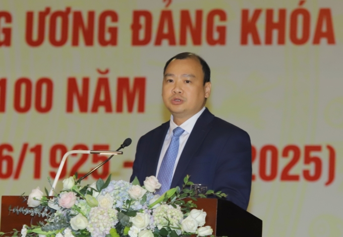 Đồng chí Lê Hải Bình, Ủy viên Dự khuyết Trung ương Đảng, Phó Trưởng ban Tuyên giáo Trung ương báo cáo tại hội nghị. (Ảnh: Quý Trọng)