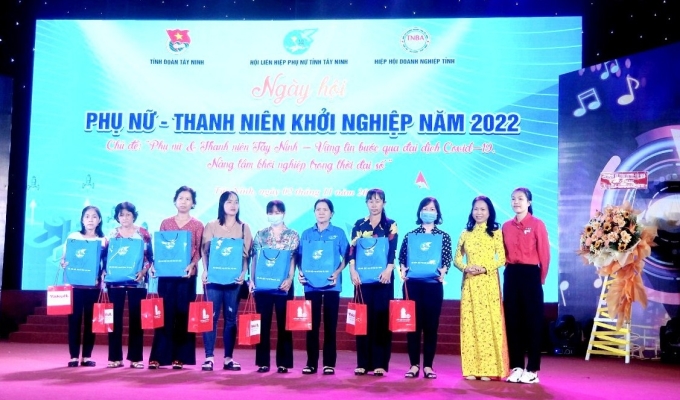 Ngày hội Phụ nữ - Thanh niên khởi nghiệp năm 2022, với chủ đề “Phụ nữ & Thanh niên Tây Ninh - Vững tin bước qua đại dịch Covid-19 - Nâng tầm khởi nghiệp trong thời đại số”.