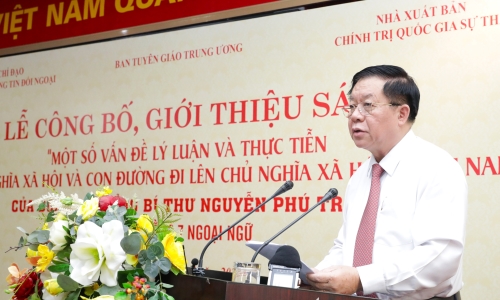 Công bố, giới thiệu sách “Một số vấn đề lý luận và thực tiễn về chủ nghĩa xã hội và con đường đi lên chủ nghĩa xã hội ở Việt Nam” của Tổng Bí thư Nguyễn Phú Trọng xuất bản bằng 7 ngoại ngữ